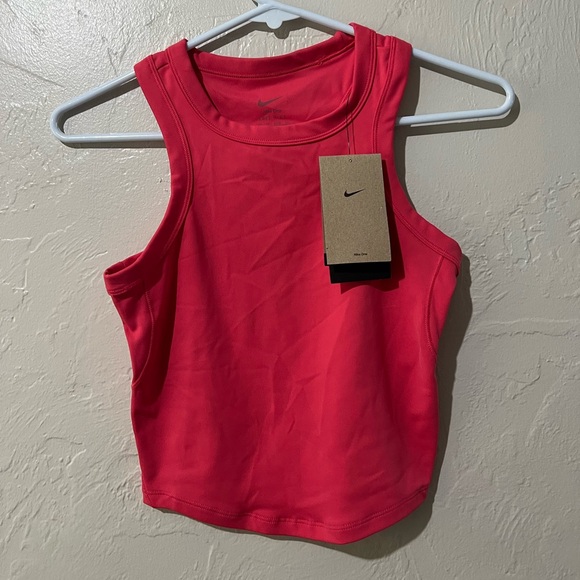 Tops - Nike top